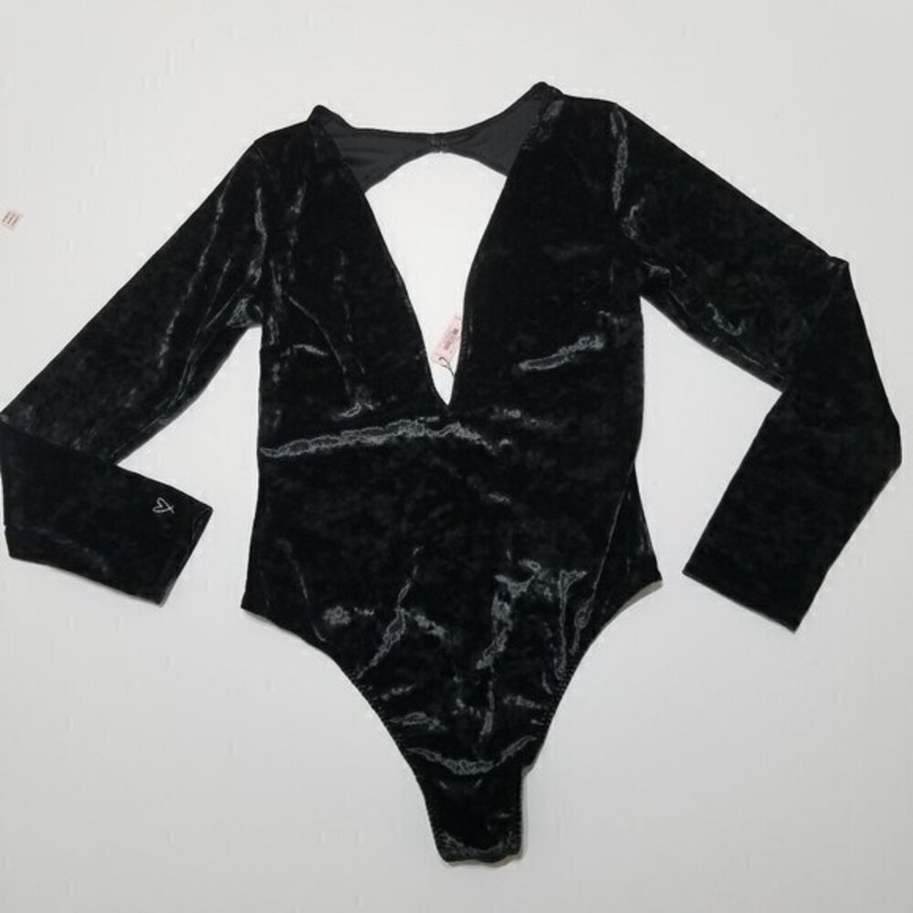 NWT Victoria's Secret Bodysuit Velvet Long Sleeve Size M/L